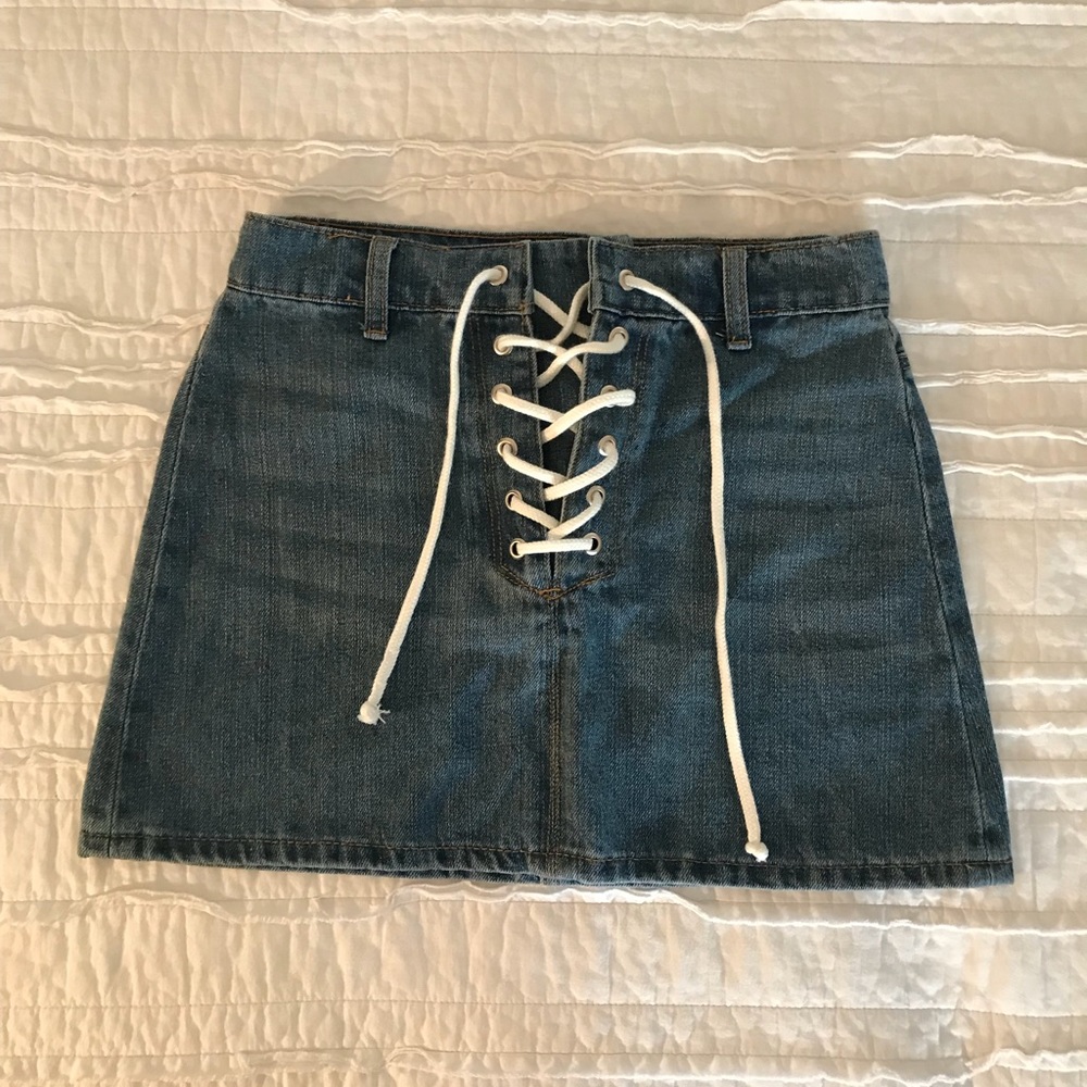Lace up denim skirt